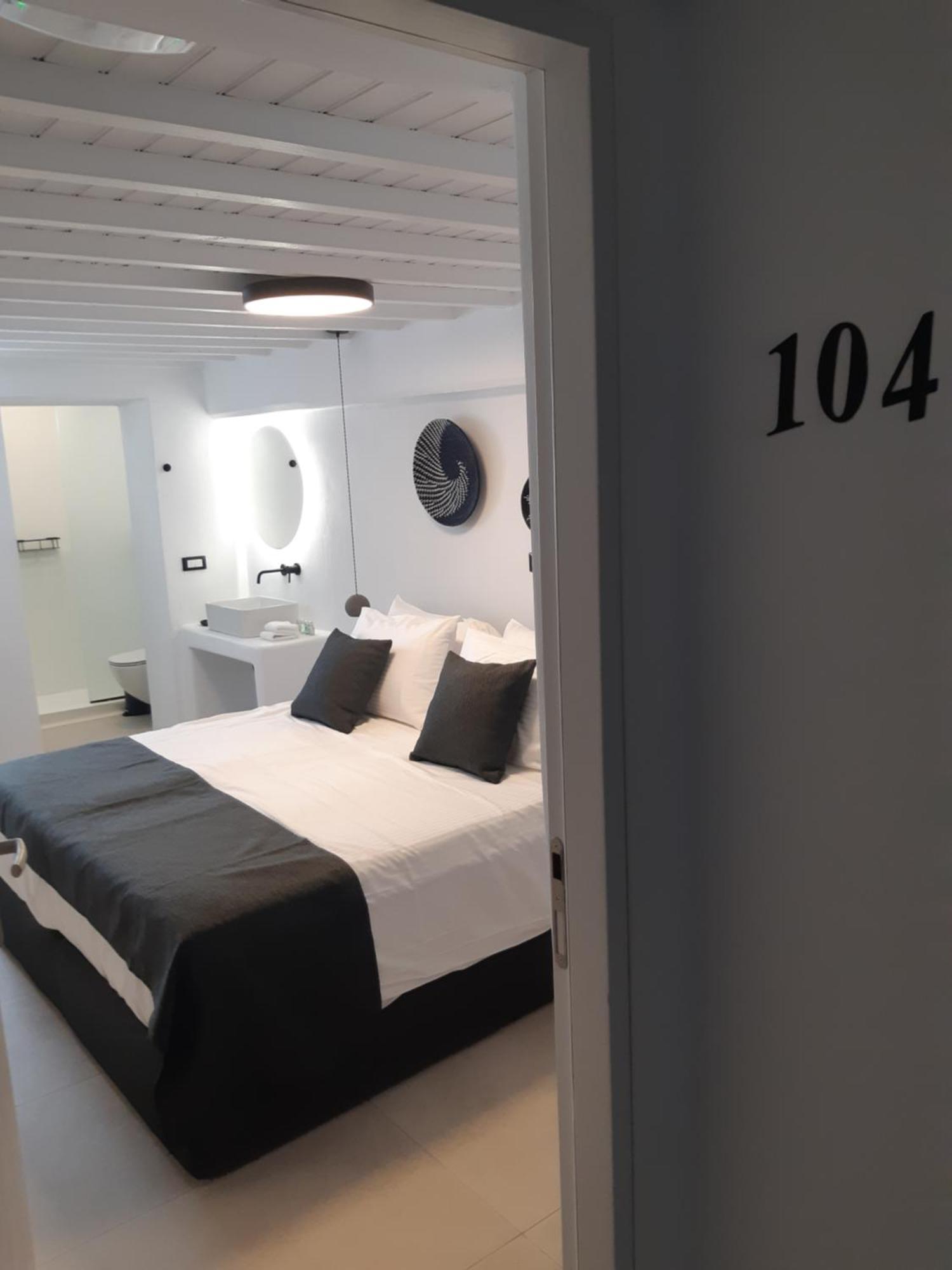 Ryous Mykonos Hotel *